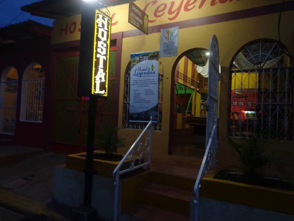 Hostal Leyendas Leon Exterior photo