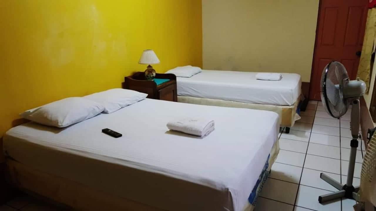 Hostal Leyendas Leon Exterior photo